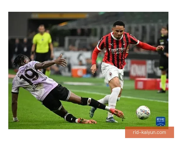 意甲新赛季中，AC米兰足球俱乐部状态回暖，备受期待。