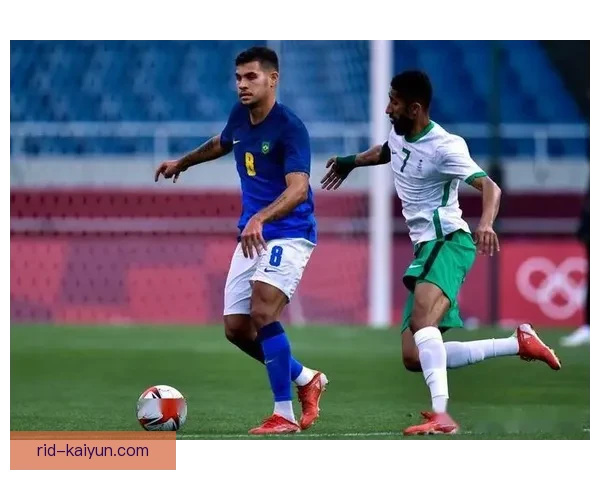 吉马良斯本赛季技术统计表现稳健，关键传球与拦截数据持续提升